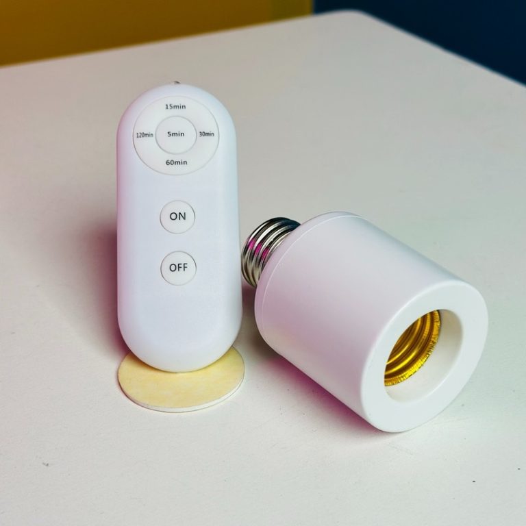E27 Wireless Lamp Holder 428A with Remote & Timer